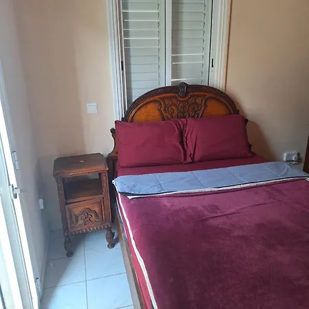 Big House Near Sea, Shared Swimming Pool *