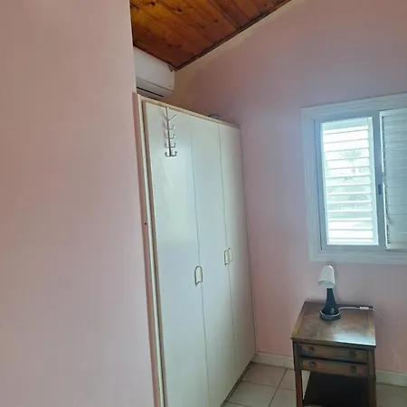 Big House Near Sea, Shared Swimming Pool Willa Oroklini