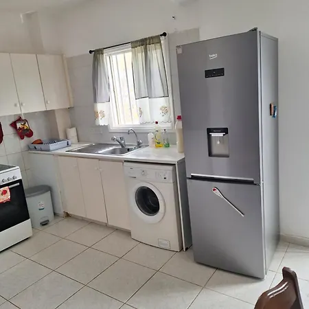 Big House Near Sea, Shared Swimming Pool Willa