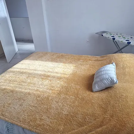 Big House Near Sea, Shared Swimming Pool *