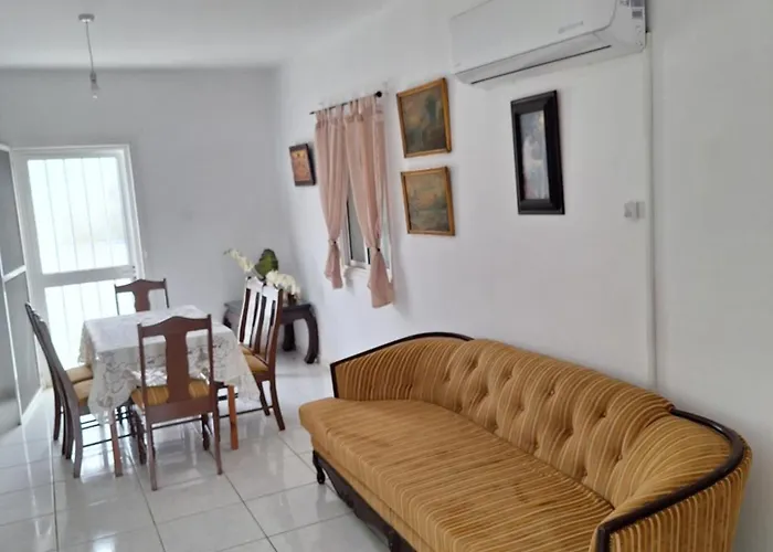 Vila Big House Near Sea, Shared Swimming Pool Voroklini