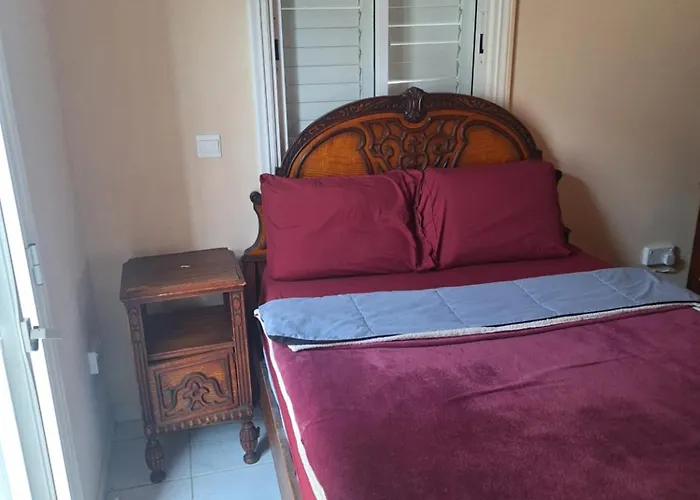 Big House Near Sea, Shared Swimming Pool *