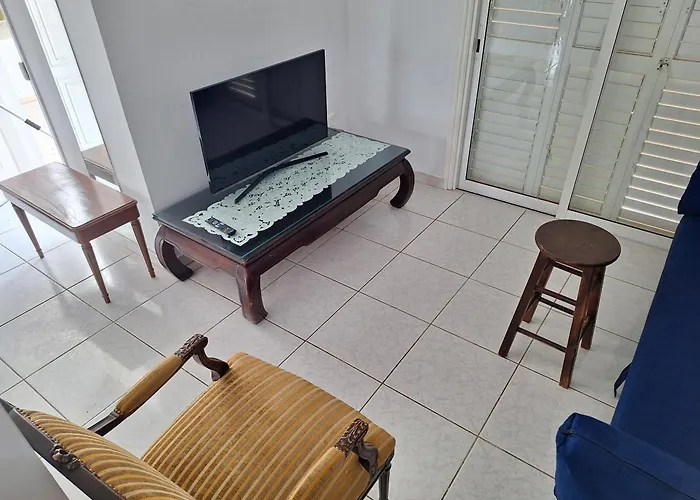 Vila Big House Near Sea, Shared Swimming Pool