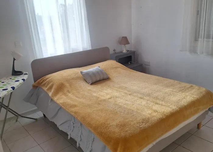 Vila Big House Near Sea, Shared Swimming Pool Voroklini